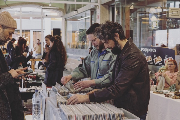 18.02.2023 . 14.00 > 19.00 | MARKET
18.02.2023 . 14.00 > 19.00 | MARKET